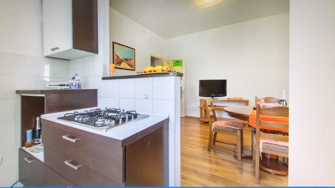 Apartment Amber Koromačno Eksteriør billede